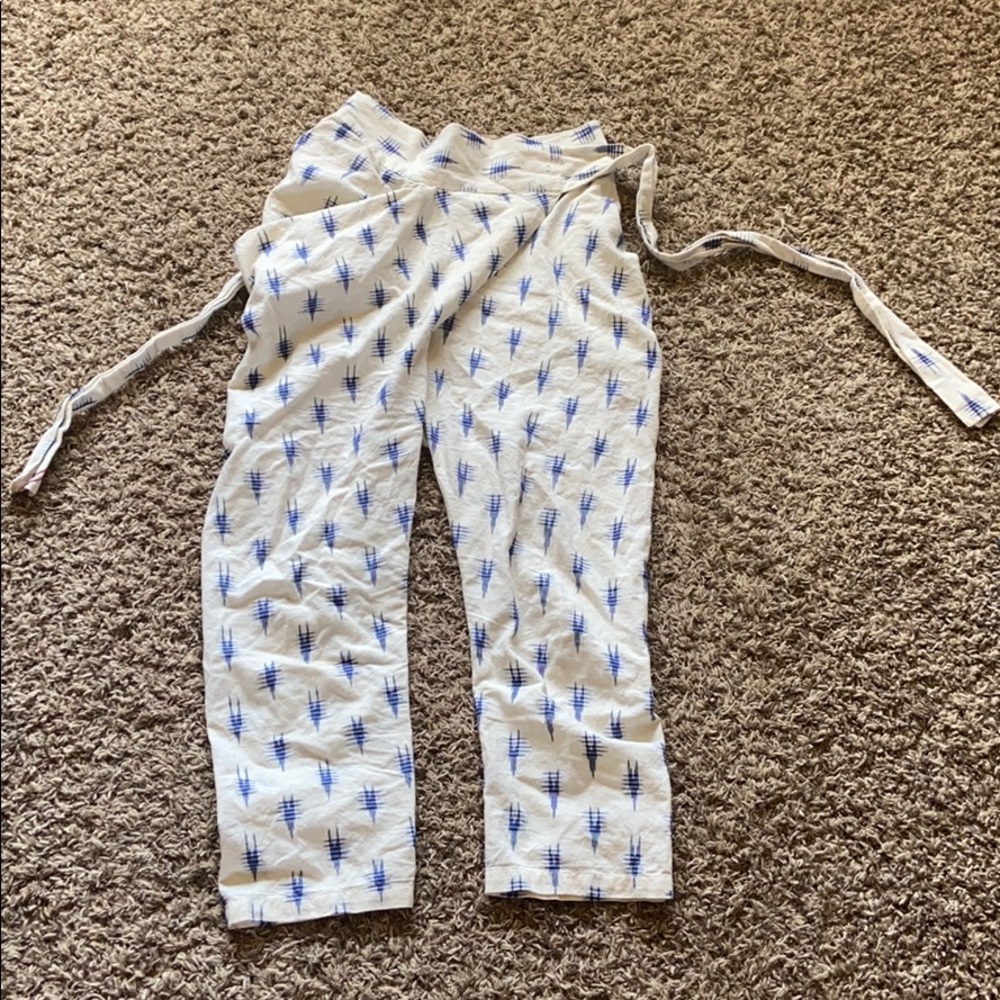 White Size 1 MATTER pants